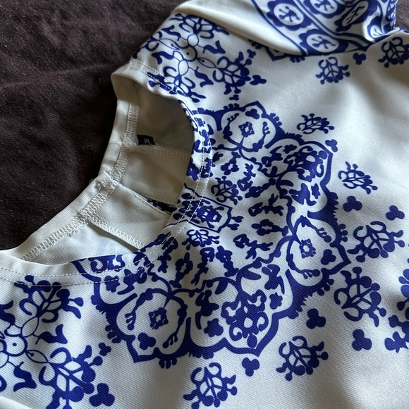 Blue and White Patterned Two-Piece Set - Picture 6 of 6